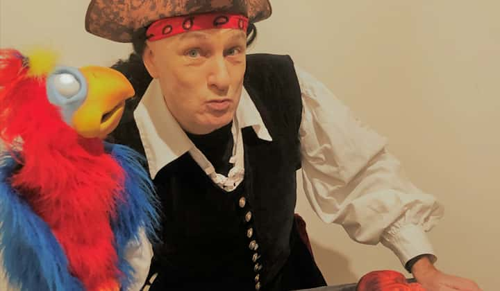 Captain Splash​ pirate theatre shows for kids in Ireland